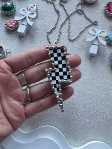 Black/white Pink checkered soldered bolt